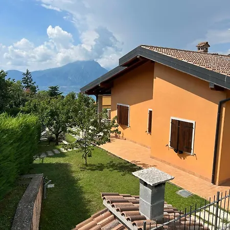 La Terrazza Baldo Garda Дом отдыха *